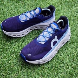 On Cloud size 9 women’s like new